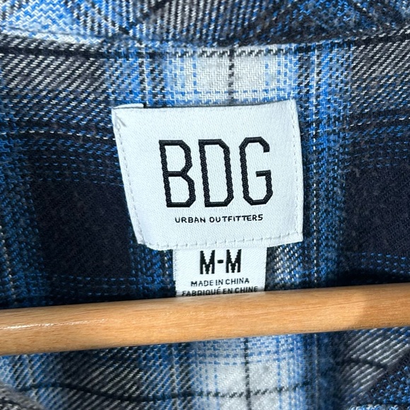 BDG Urban Outfitters Oversized Plaid Flannel Shirt Blue Womens Medium Grunge - Picture 3 of 6